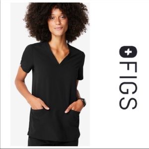 Figs Casma 3-pocket Scrub Top in black